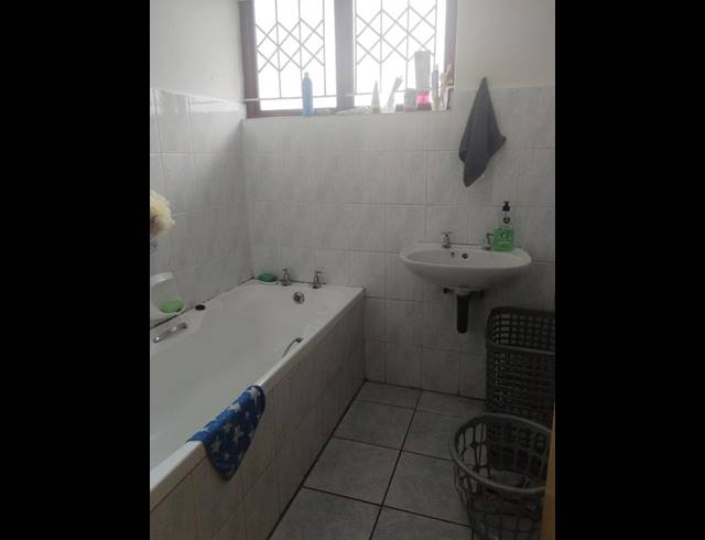 3 BEDROOM PROPERTY TO RENT IN NEWCENTRE